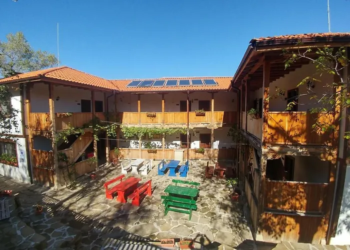 арт комплекс горски дом - Tryavna