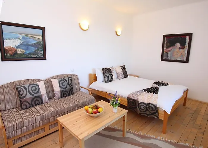 арт комплекс горски дом - 3*